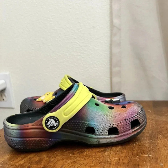 Crocs Classic Clogs Primary Rainbow Tie Dye Kids Clogs Size Childrens 7 Pokémon - Picture 5 of 10